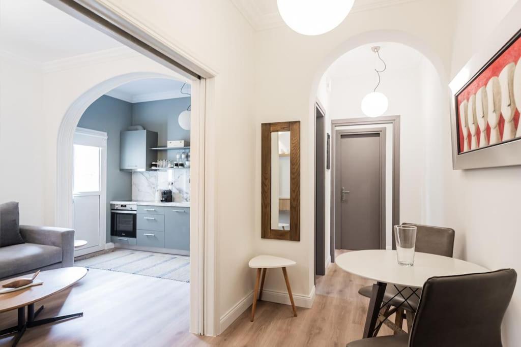 Family House Under The Acropolis Apartment Athena Bagian luar foto