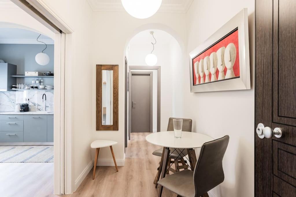 Family House Under The Acropolis Apartment Athena Bagian luar foto